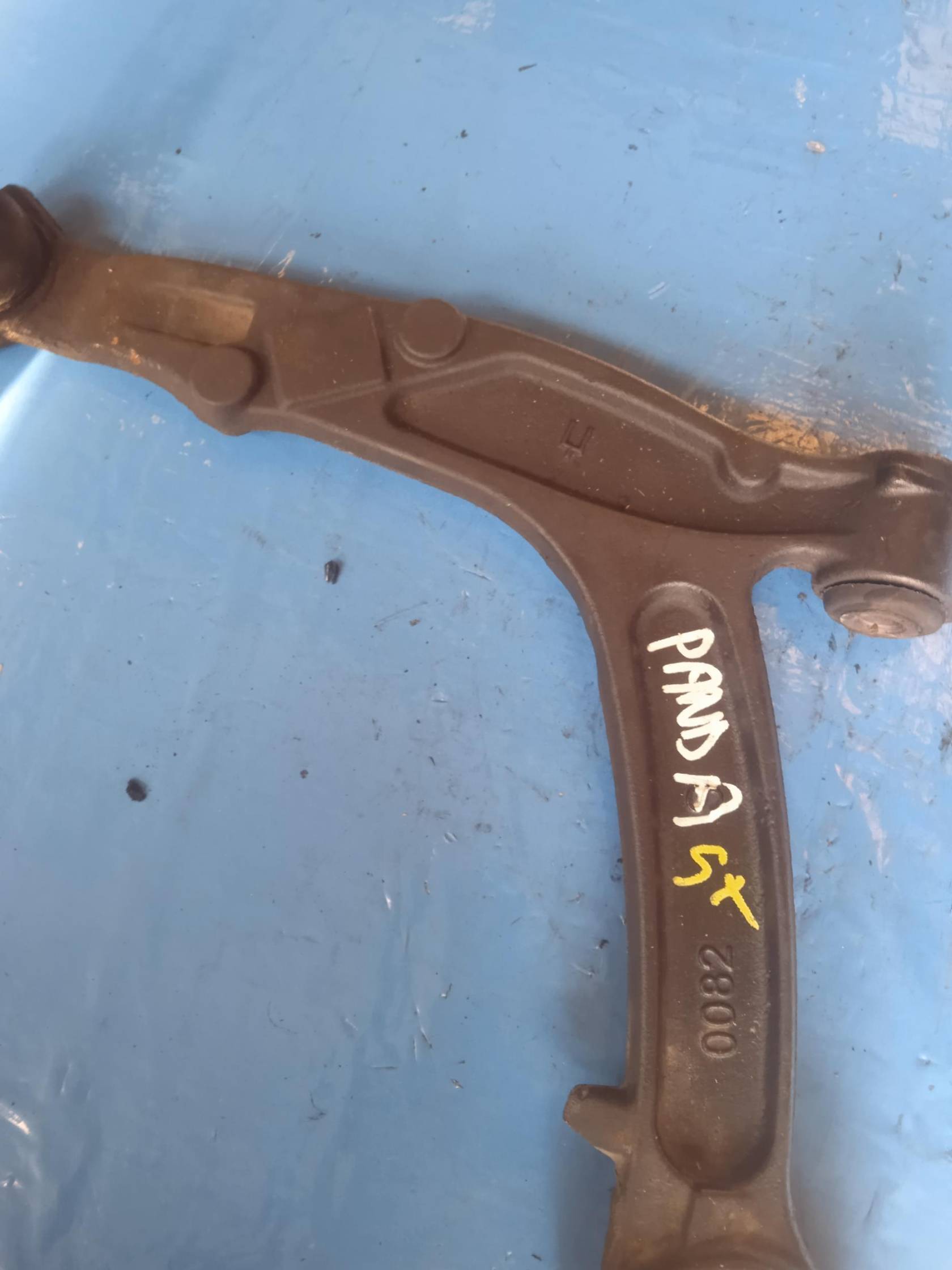 Braccio oscillante sosp. ant. sx.